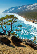 Байкал. Утром- лето, вечером- зима...